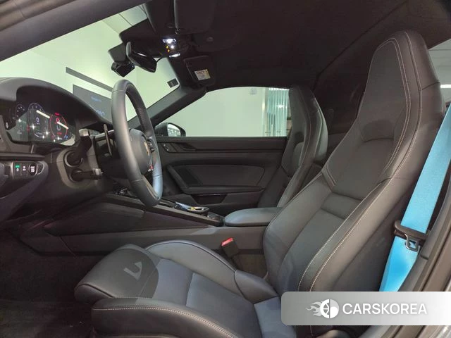 Porsche 911(992) id 4714999 из Кореи 17