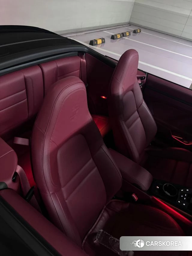 Porsche 911(992) id 5026315 из Кореи 8