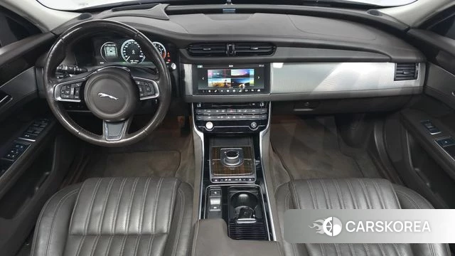 Jaguar XF (X260) id 4765602 из Кореи 17