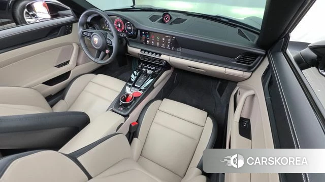 Porsche 911(992) id 4984960 из Кореи 28