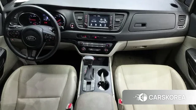 Kia The New Carnival id 3651509 из Кореи 17