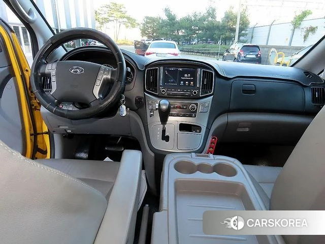 Hyundai The New Grand Starex id 5054697 из Кореи 17