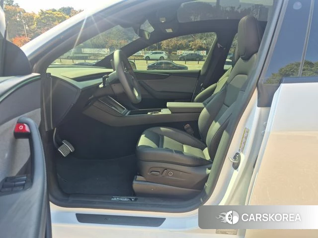 Tesla Model Y id 5010943 из Кореи 15