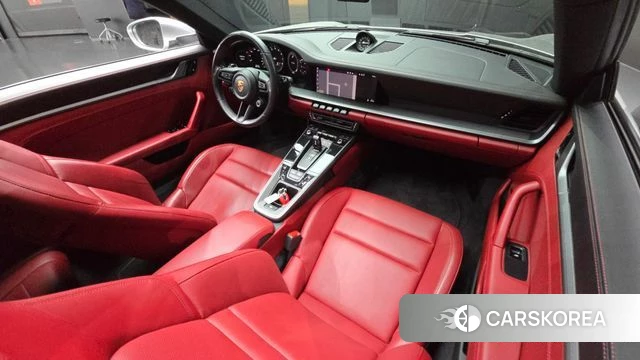 Porsche 911(992) id 5023412 из Кореи 34