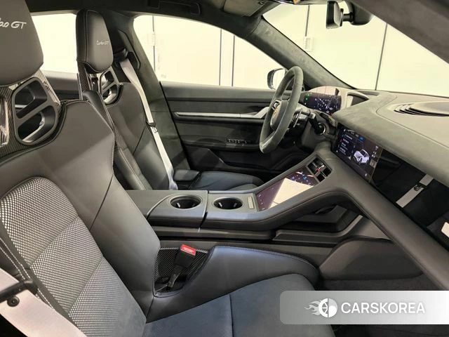 Porsche Taycan id 4612220 из Кореи 16