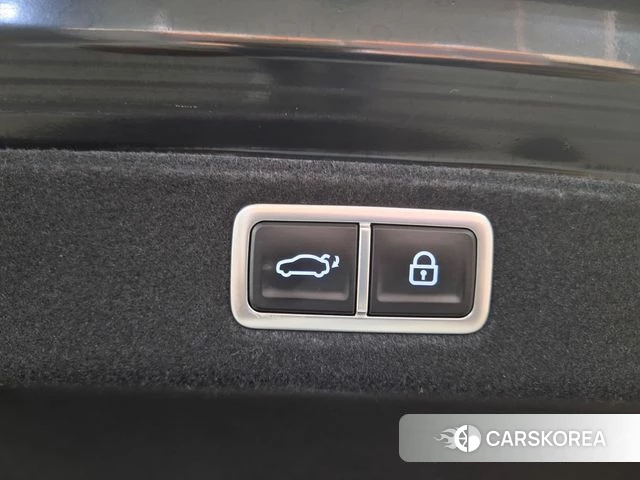 Hyundai Grandeur Hybrid (GN7) id 4996563 из Кореи 16