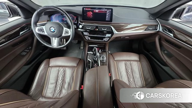 BMW 5 Series (G30) id 5034221 из Кореи 29