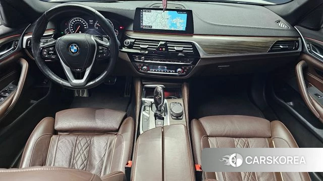 BMW 5 Series (G30) id 3834994 из Кореи 17