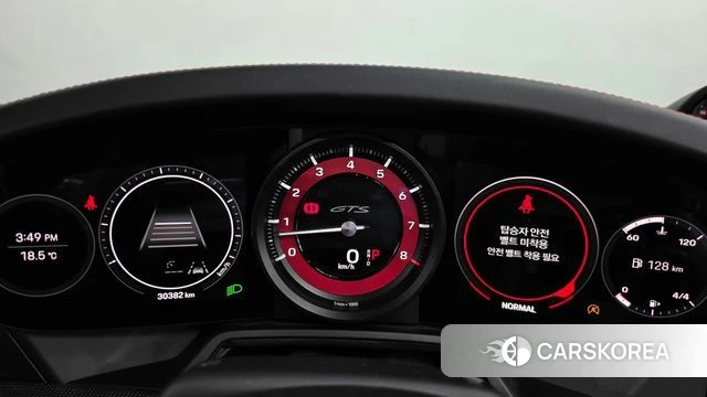Porsche 911(992) id 4935586 из Кореи 28