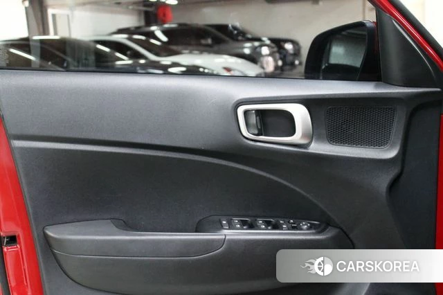 Hyundai Venue id 5013094 из Кореи 17