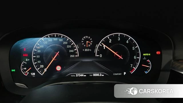 BMW 5 Series (G30) id 5041729 из Кореи 28