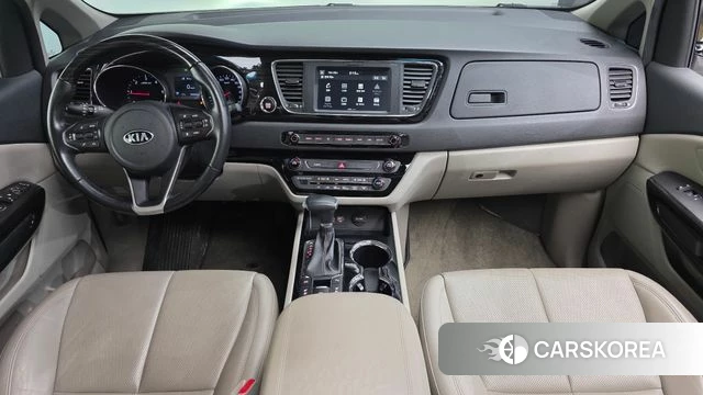 Kia The New Carnival id 5035610 из Кореи 17