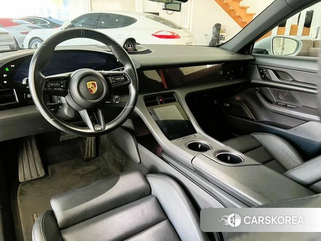 Porsche Taycan id 4746139 из Кореи 17