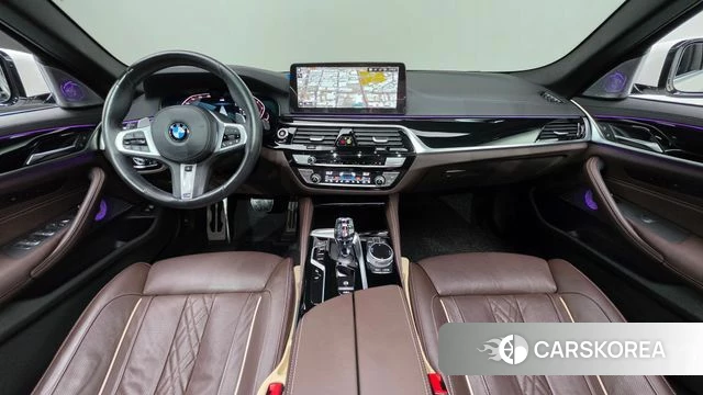 BMW 5 Series (G30) id 4929866 из Кореи 29