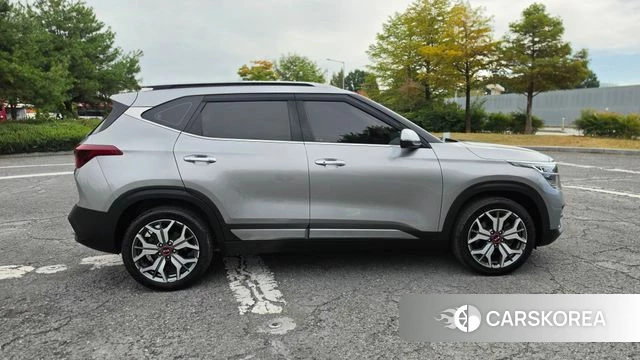 Kia Seltos id 4952553 из Кореи 17