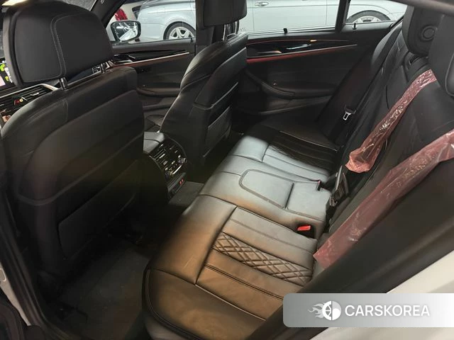 BMW 5 Series (G30) id 4958763 из Кореи 7