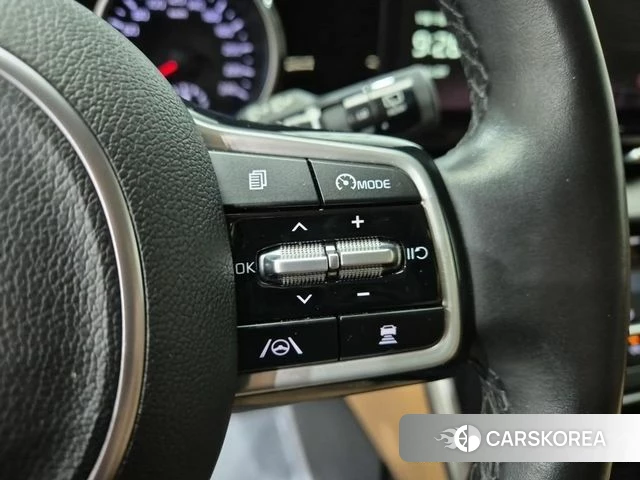 Kia Carnival 4th generation id 4982278 из Кореи 16
