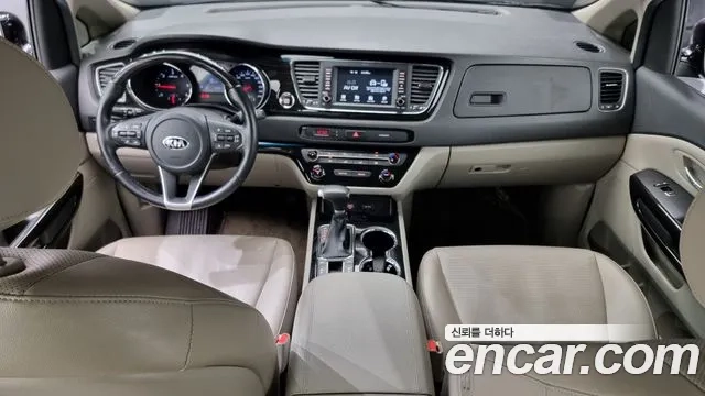 Kia The New Carnival id 2891773 из Кореи 17