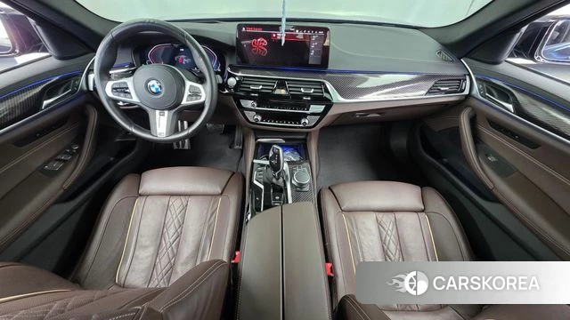 BMW 5 Series (G30) id 5034855 из Кореи 29