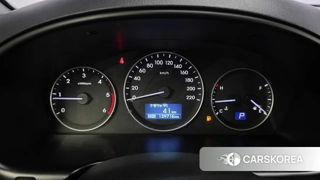 Hyundai The New Grand Starex id 5013647 из Кореи 27