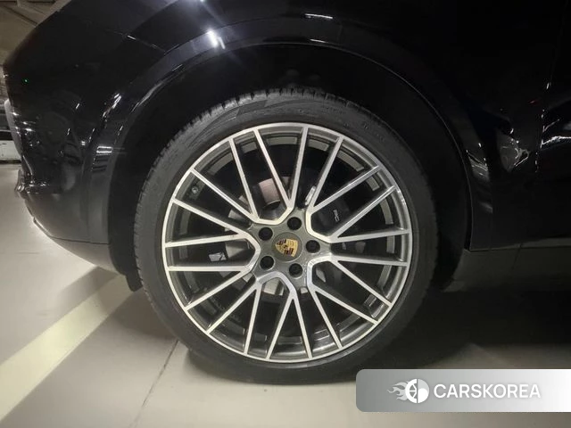 Porsche Cayenne (PO536) id 5018315 из Кореи 8