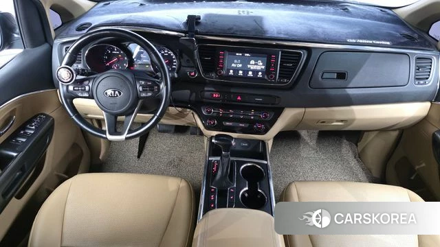 Kia The New Carnival id 4998415 из Кореи 17
