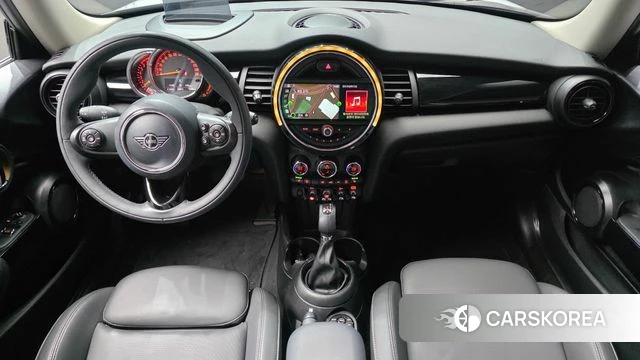 Mini Cooper id 5048215 из Кореи 29