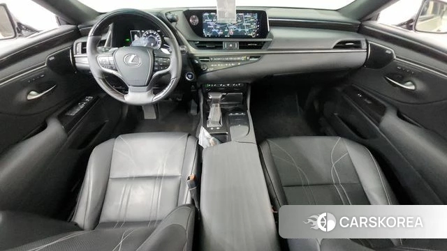 Lexus ES300h 7th generation id 4918705 из Кореи 32
