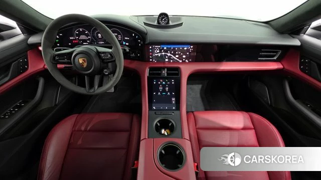 Porsche Taycan id 4898428 из Кореи 17