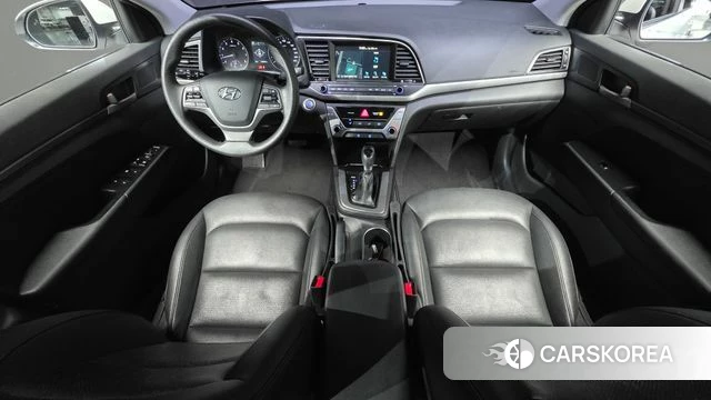 Hyundai Avante AD id 3845701 из Кореи 17