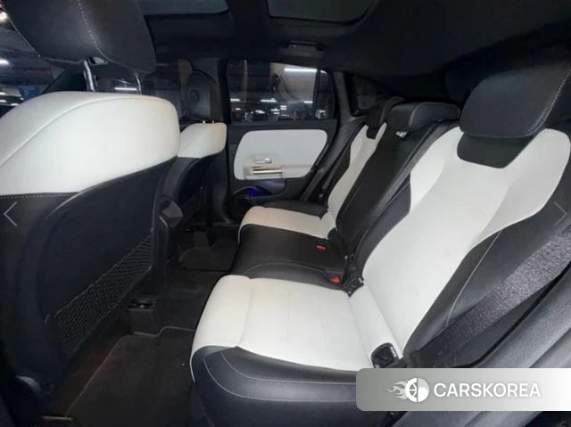 Mercedes-Benz GLA - Class H247 id 5003652 из Кореи 17