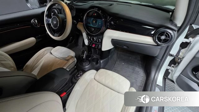 Mini Cooper S id 5022063 из Кореи 17
