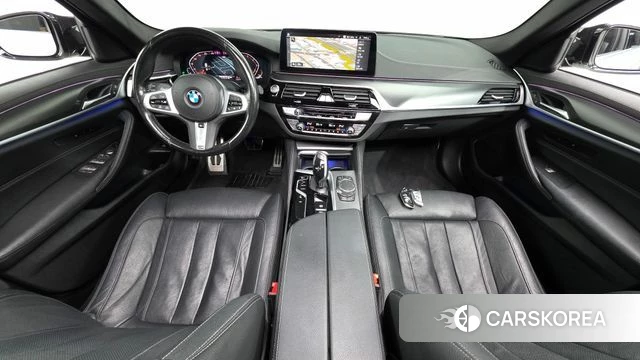 BMW 5 Series (G30) id 5026938 из Кореи 17