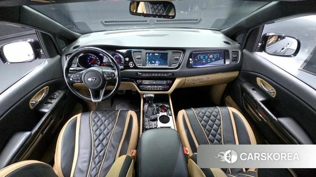 Kia The New Carnival id 3821022 из Кореи 17