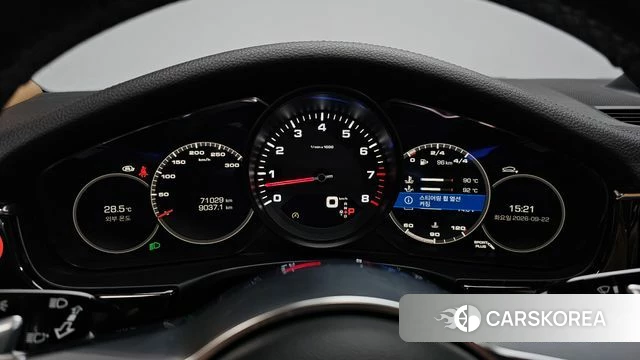 Porsche Panamera (971) id 4900790 из Кореи 31