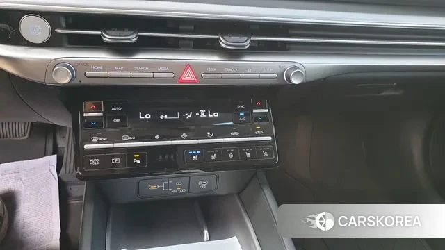 Hyundai Grandeur (GN7) id 3739905 из Кореи 17