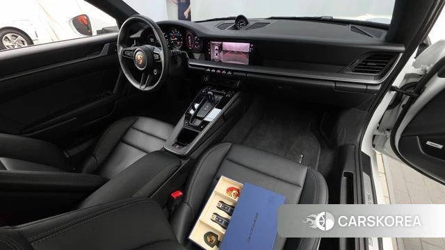 Porsche 911(992) id 4739623 из Кореи 17