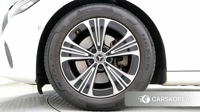 Mercedes-Benz E-Class W214 id 4916559 из Кореи 17
