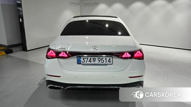 Mercedes-Benz E-Class W214 id 4964144 из Кореи 17