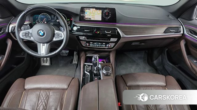 BMW 5 Series (G30) id 5048235 из Кореи 17