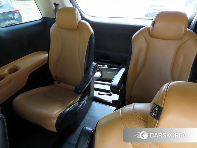 Kia Carnival 4th generation id 4848955 из Кореи 16