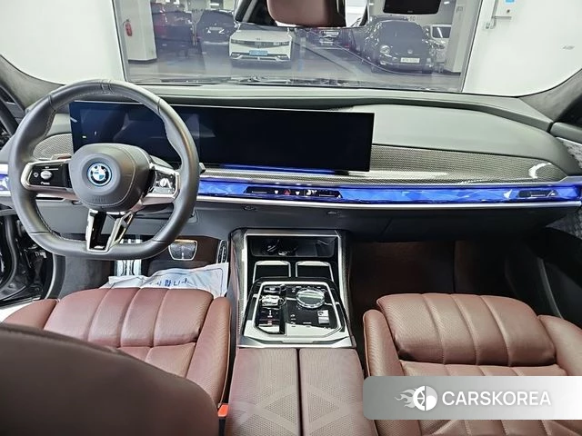 BMW i7 (G70) id 4834600 из Кореи 7