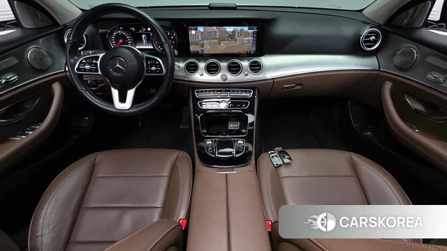 Mercedes-Benz E-Class W213 id 4960191 из Кореи 34