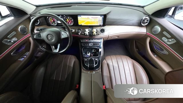 Mercedes-Benz E-Class W213 id 4983316 из Кореи 28