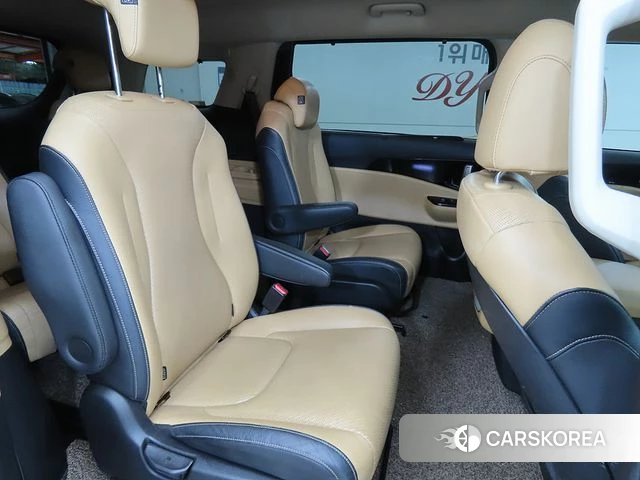 Kia Carnival 4th generation id 4992417 из Кореи 17