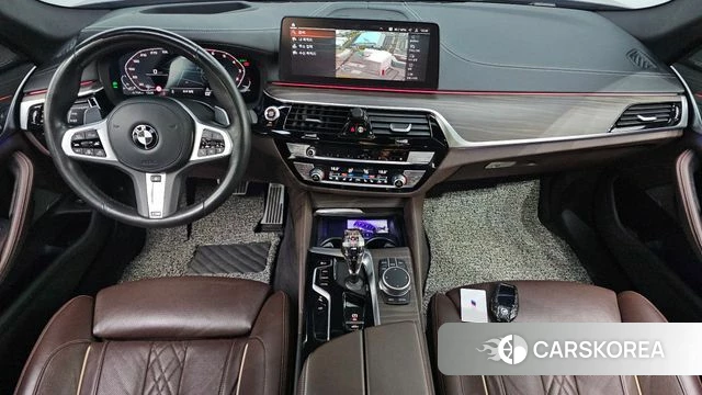 BMW 5 Series (G30) id 5041120 из Кореи 17