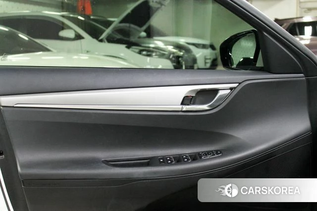Hyundai The New Grandeur IG id 5013055 из Кореи 17