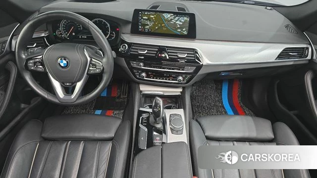 BMW 5 Series (G30) id 4967950 из Кореи 17