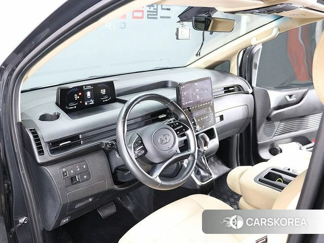 Hyundai Staria id 5012950 из Кореи 17