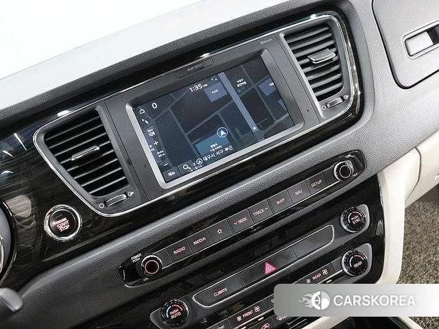 Kia The New Carnival id 5035713 из Кореи 17